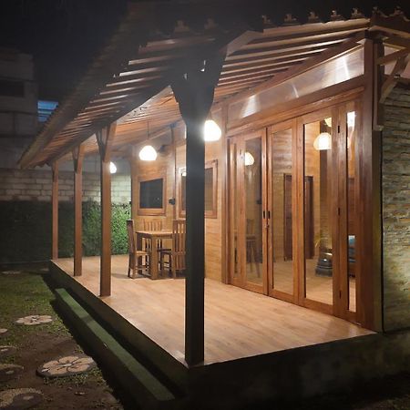 Private Joglo In Heart Of Sanur Villa Екстериор снимка