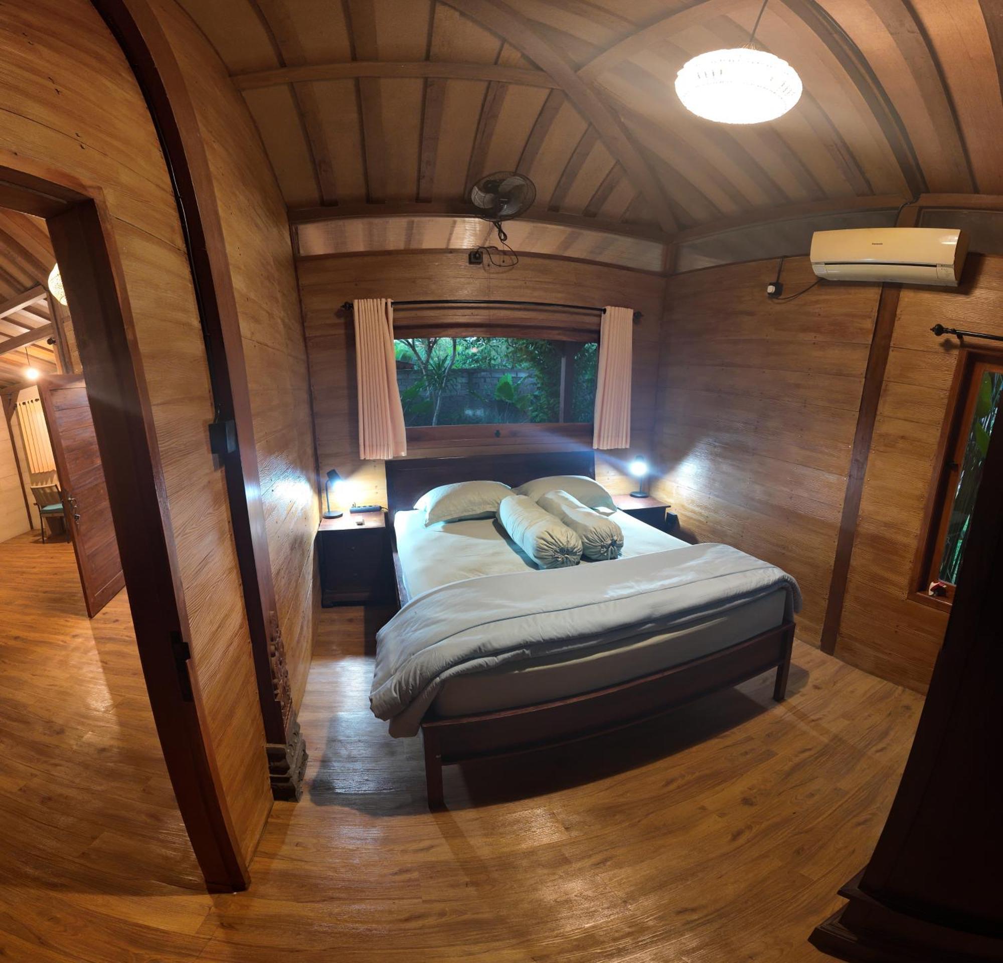 Private Joglo In Heart Of Sanur Villa Екстериор снимка