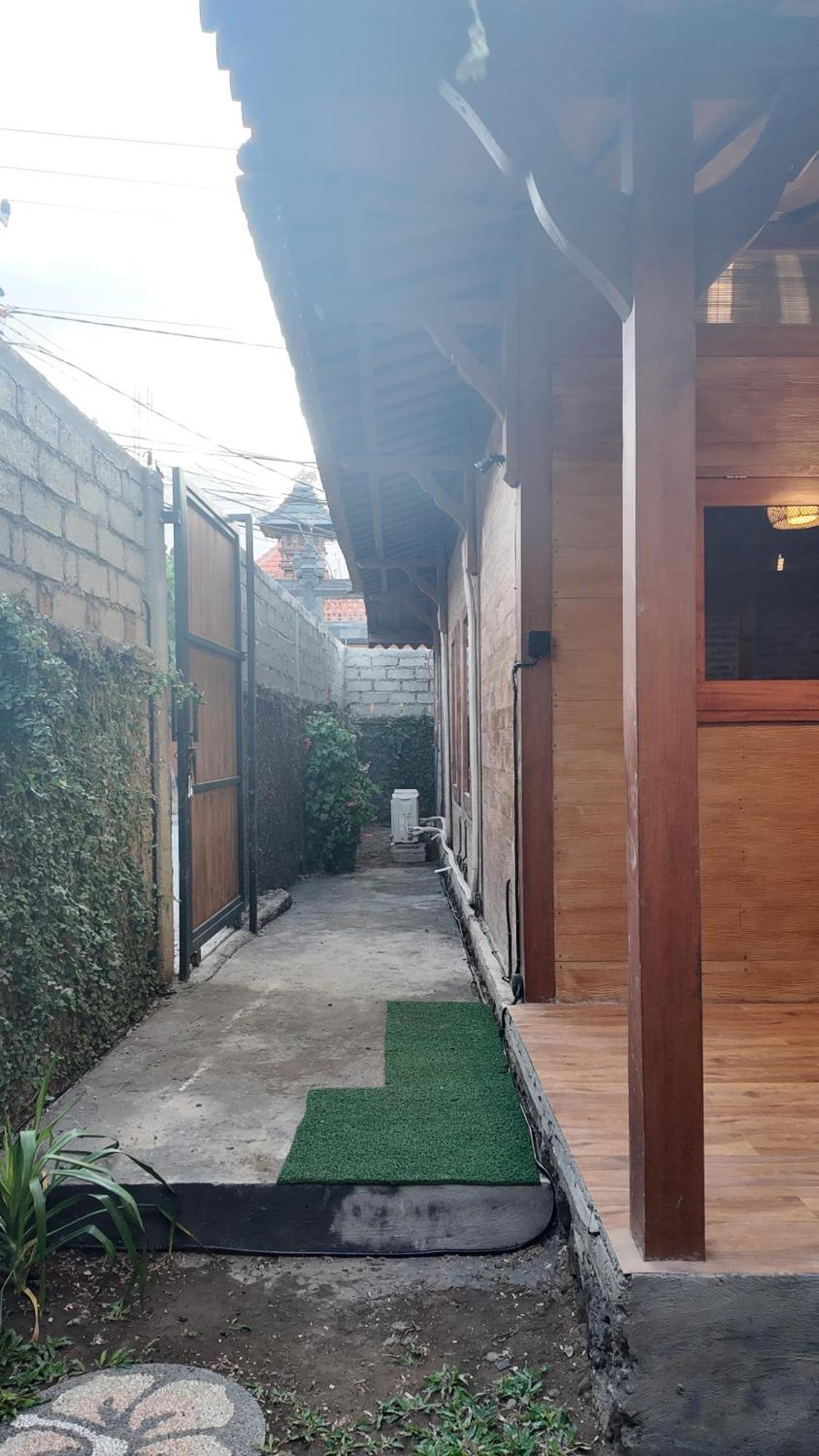 Private Joglo In Heart Of Sanur Villa Стая снимка
